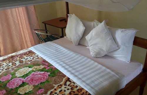 Pakwach Hotel | Leosim Hotel