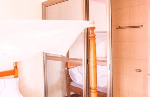 Pakwach Hotel | Leosim Hotel