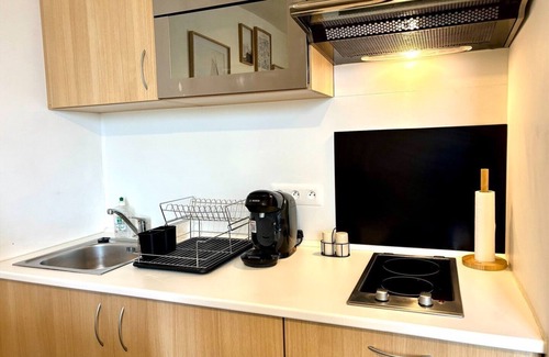 Saint-Brieuc Apartment | Lequyer, studio 2 min from the train station.