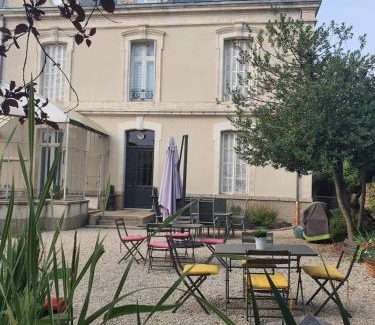 Parthenay Bed & Breakfast | LES 5 ESCALES