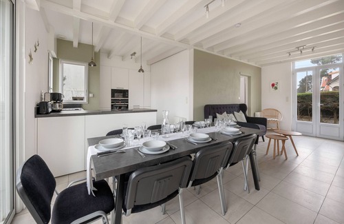 Tharon-Plage House | "Les Acacias" - Sharing family memories