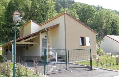 Vouecourt House | LES ACACIAS - FR-1-611A-10