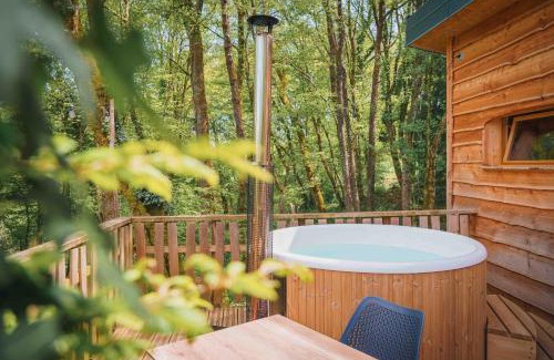 Charnay Bed & Breakfast | Les Cabanes du Val de Loue - Hébergements atypiques tout confort