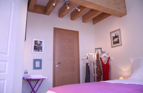 Chanot - Stade Velodrome Bed & Breakfast | Les Chambres de Jeannette