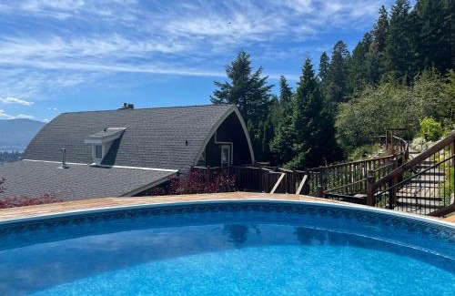 West Kelowna Estates Bed & Breakfast | Les Chambres Roses