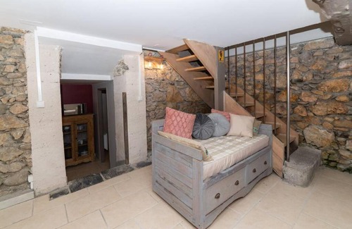 Lortet House | Les chemins du Mont