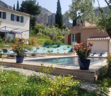Moustiers-Sainte-Marie House | Les Claux des Oliviers