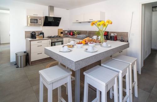 Quartier des Boucholeurs House | Les Demeures de Mentor-Romard, classified 4* for 10 people, near beaches
