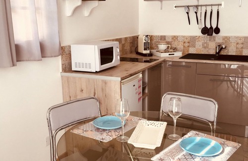 Chateauneuf-Val-Saint-Donat House | Les Papillons 40m2, a real cocoon for two lovers! Shared swimming pool