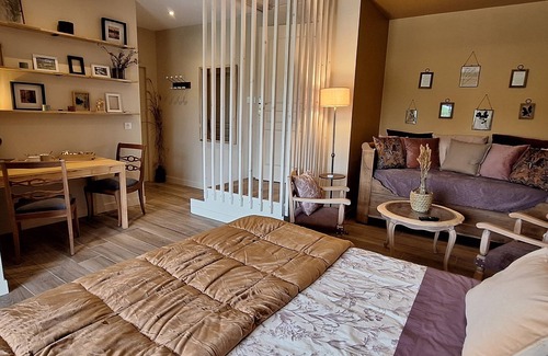 Trept Bed & Breakfast | Les Galapons