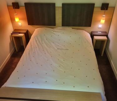 Plaine-de-Walsch Bed & Breakfast | Les Grands Frênes