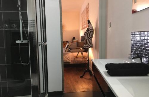 Verteuil-sur-Charente Bed & Breakfast | Les Halles Chambre D'hôtes