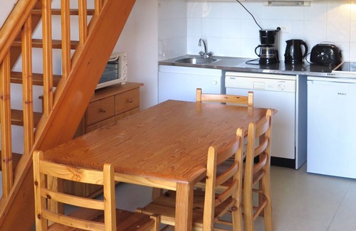 Carcans Plage Apartment | Les Hameaux de l'Océan 46T by Interhome