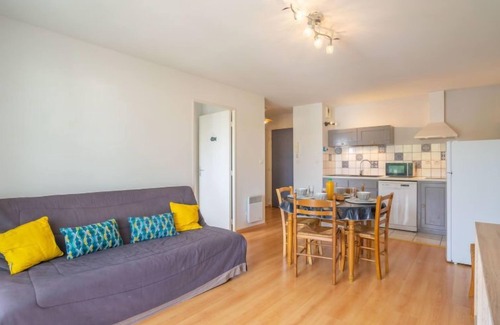 Vaux-sur-Mer Apartment | Les Hautes Folies by Interhome