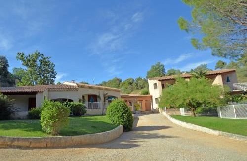 Greoux-les-Bains Apartment | Les Hauts De Greoux