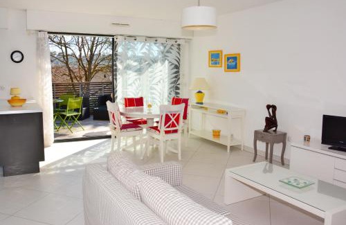 Valbonne Apartment | Les Jardins de Valbonne Village