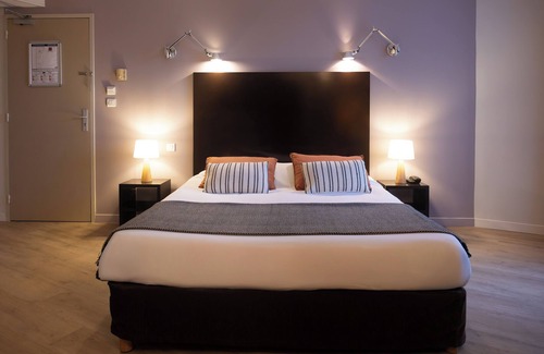 Aigues-Mortes Hotel | Les Jardins du Canal