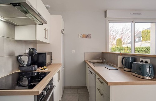 Quettehou House | "Les Jardins" House With 2 Parking Spaces 5 minutes from the sea