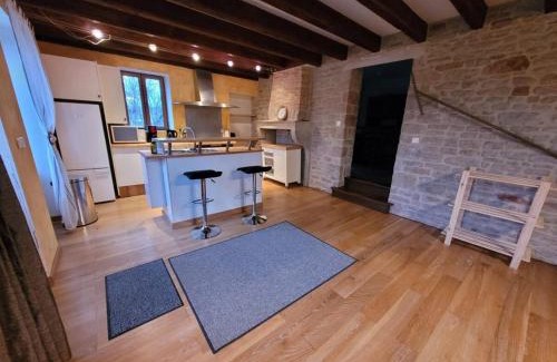 Prisse House | Les Jyrondelles Prisse Family House
