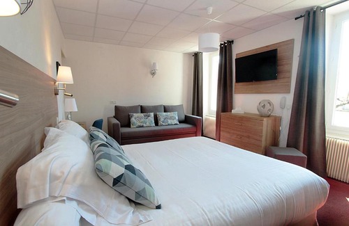 Thueyts Hotel | Les Marronniers