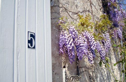 Margueron House | les mondains