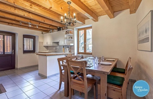 Menthon-Saint-Bernard House | Les Moulins - Village House