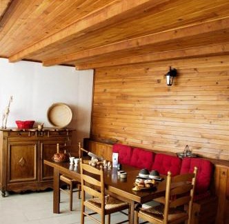 La Chapelle-en-Lafaye House | les natur'elles