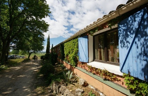 Saint-Dezery Apartment | Les Olivettes - Gite Bamboo
