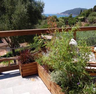 Ile du Levant Apartment | Les OULIVASTRES
