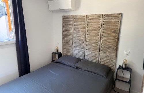 Ile du Levant Apartment | Les OULIVASTRES
