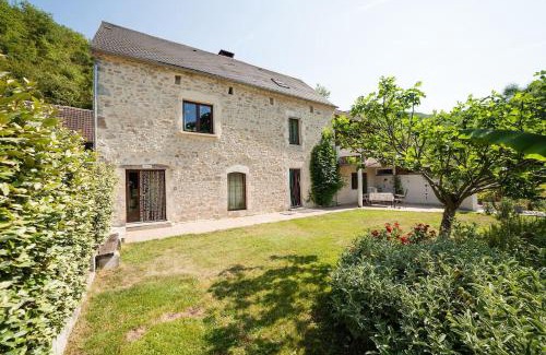 Lachapelle-Auzac House | Les Pieds dans l'eau, Gîte la Source