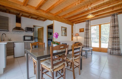 Champigny-sur-Aube House | Les Prés Saint Jean - Champigny SUR Aube