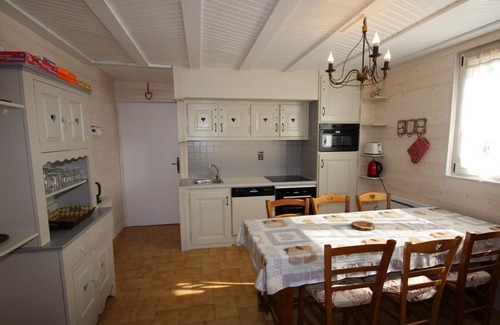 Les Saisies Apartment | Les Saisies: 3BR in Center, 6 pers, Pets OK, Wi-Fi