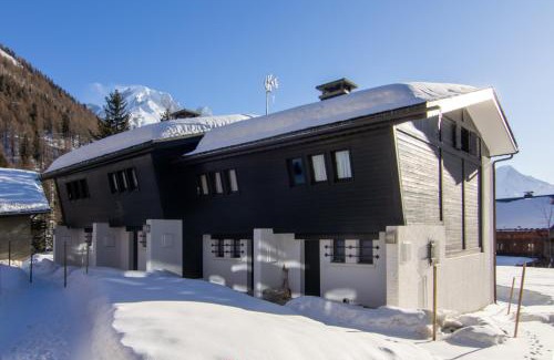 Montroc Ski Chalet | Les Soldanelles Happy Rentals