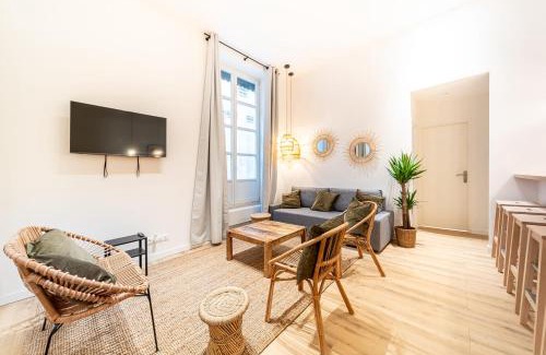 1st Arrondissement Apartment | Les Suites de l'Opéra - Apartment Barbara for 10 people