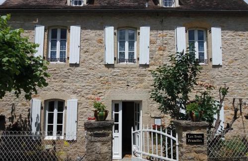 Saint-Pierre-Toirac Bed & Breakfast | Les Trois Prunelles