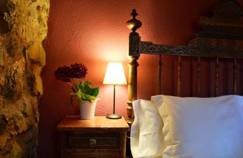 Les Irles House | Les Velles Escoles
