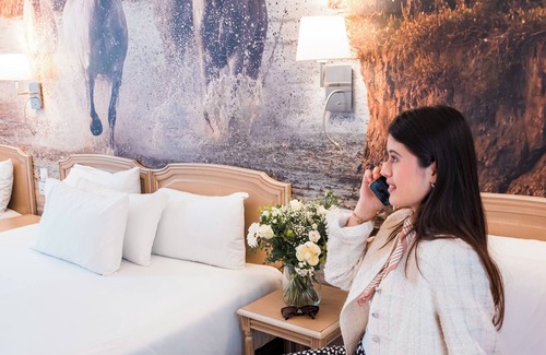 Beaucaire Hotel | Les Vignes Blanches