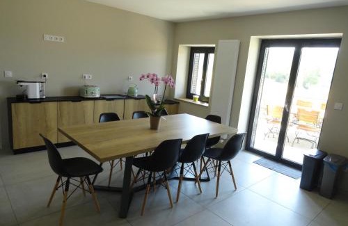Marchamp House | Les violettes du Bugey
