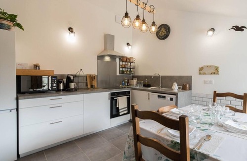 Pointis-Inard House | Les Volets Bleus - POINTIS INARD