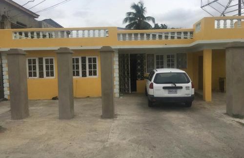 Portmore House | Leslies' Home