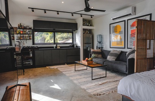 Carmen Villa | LeSuite Santa Teresa