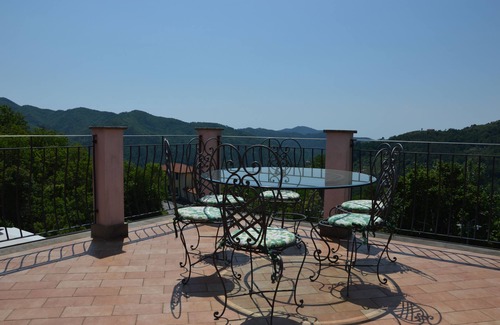 Velva Apartment | LEVANTE PANORAMIC VIEW AMONG THE HILLS ABOVE SESTRI