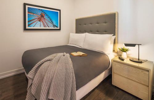 Near North Side Hotel | Level Chicago - Old Town