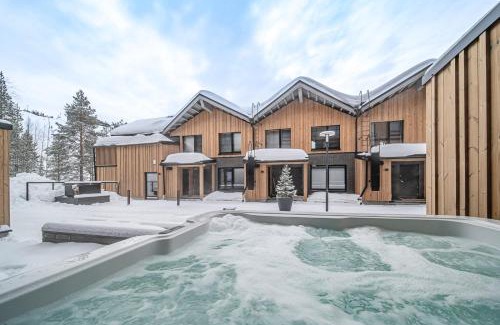 Sirkka Apartment | Levi Diamonds Luxury Private Jacuzzi & Ski-in&Out