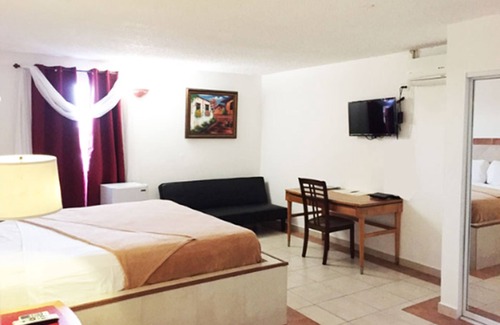Levittown House | Levimar Guest House