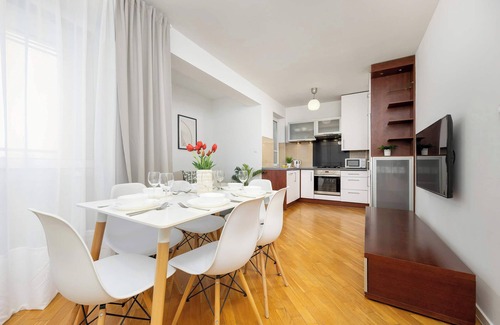 Zacisze Apartment | Lewinowska 44 | Beautiful Apartment | Parking