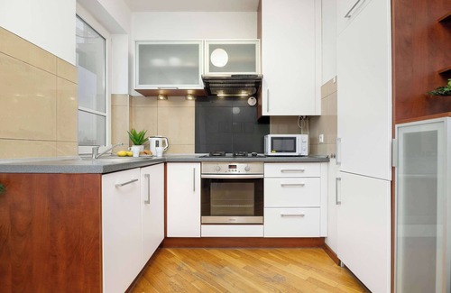 Zacisze Apartment | Lewinowska 44 | Beautiful Apartment | Parking