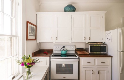 Lewisburg House | Lewisburg Sunny Retreat