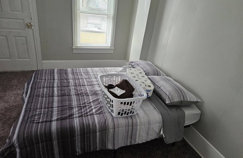 Lewistown House | Lewistown most,reasonable rates,cleanest comfortable space next to hospital,etc